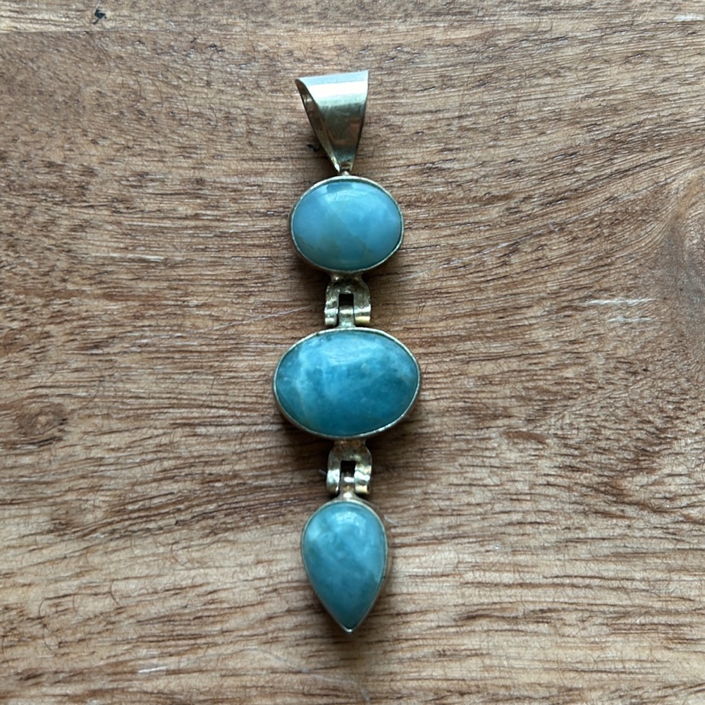 Aquamarine silver plated pendant necklace